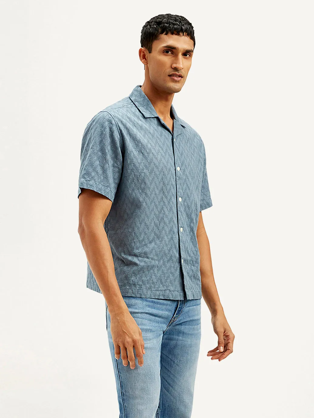Men's Resort Collar Chevron Relaxed Fit Shirt
