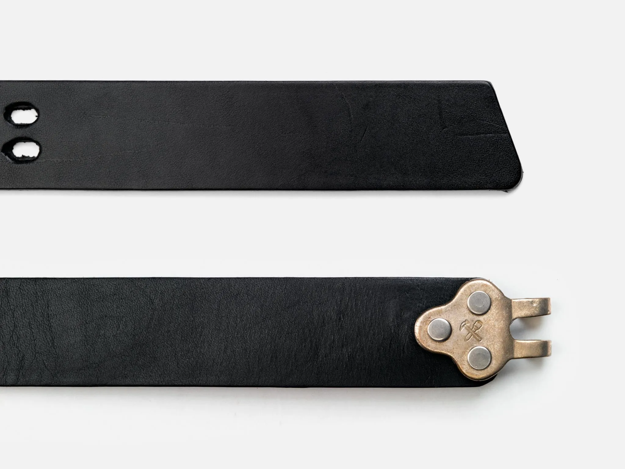 No. 150 Claw Buckle Belt
