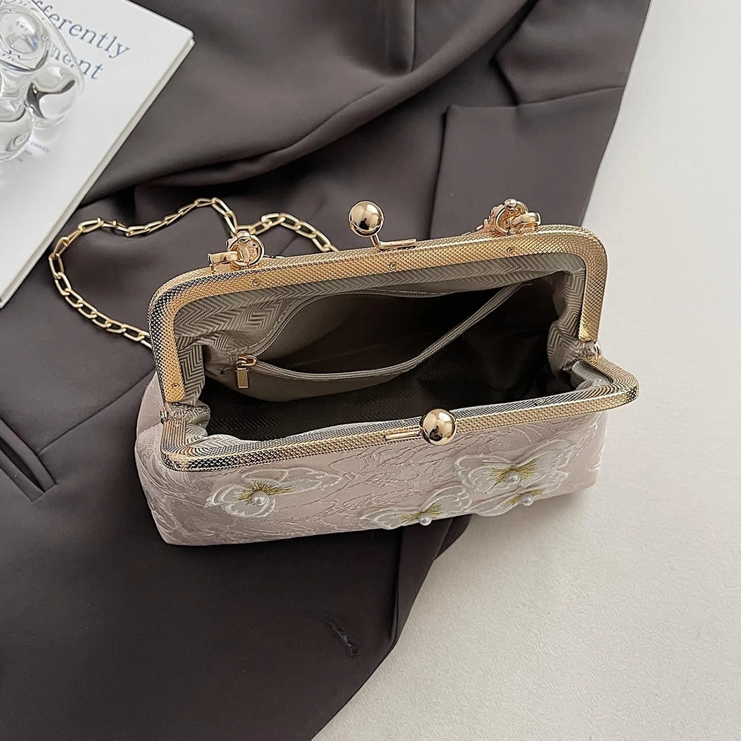 Retro Shoulder Chain Messenger Clutch Chinese Style Embroidered Elegant White Peony Flower Women's Evening Bags