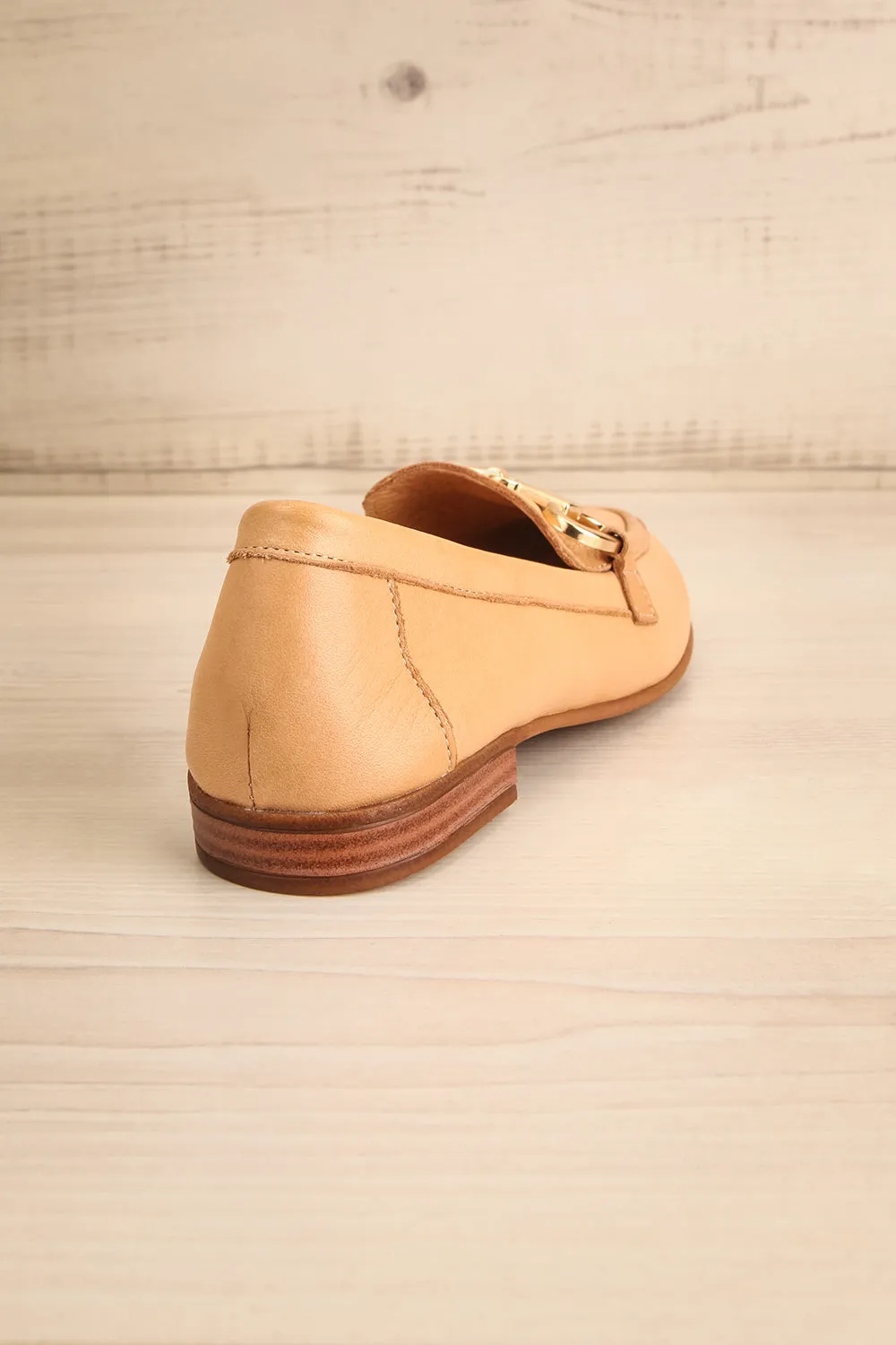 Sambina Caramel | Leather Loafers w/ Golden Hardware
