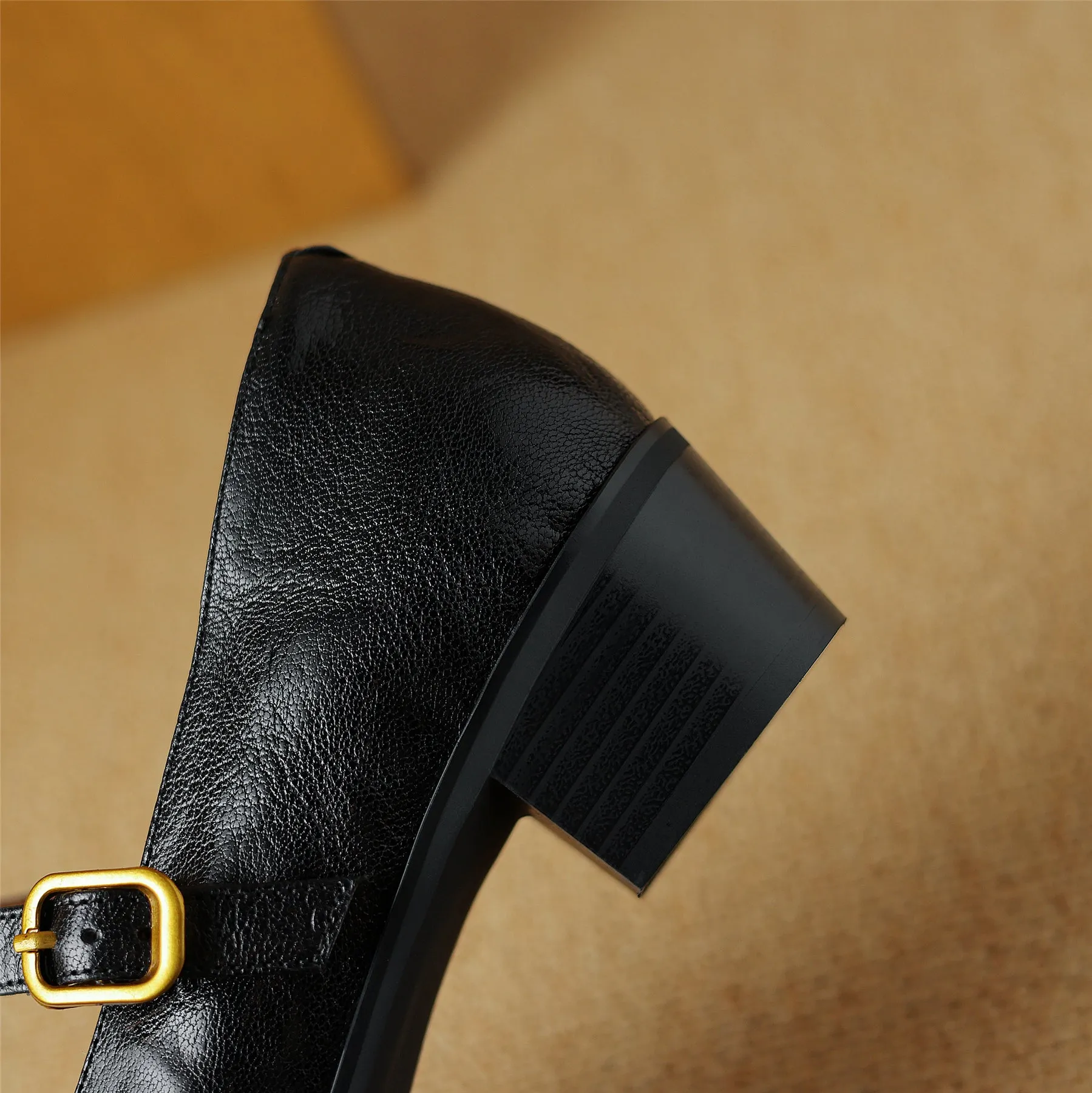 TinaCus Women's Genuine Leather Handmade Chunky Heel T-Strap Buckle Pumps