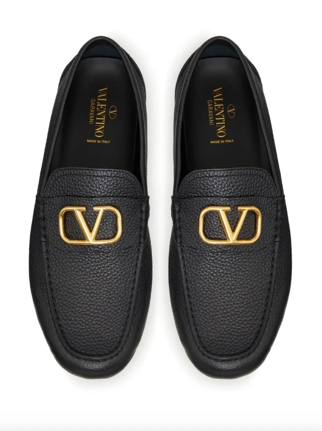 Valentino Garavani VLogo signature driving shoe in grainy calfskin leather