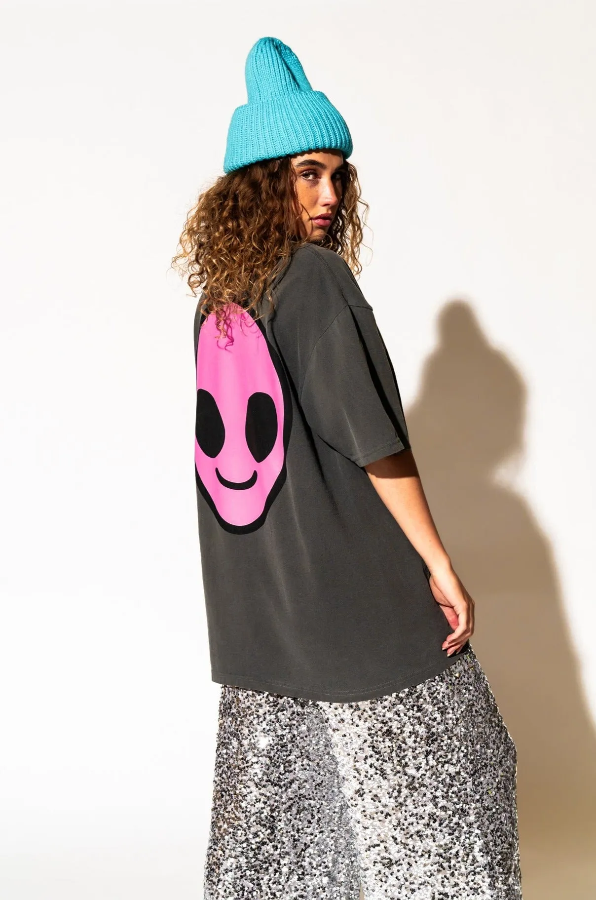 Weirdo Alien Tee in Charcoal   Pink