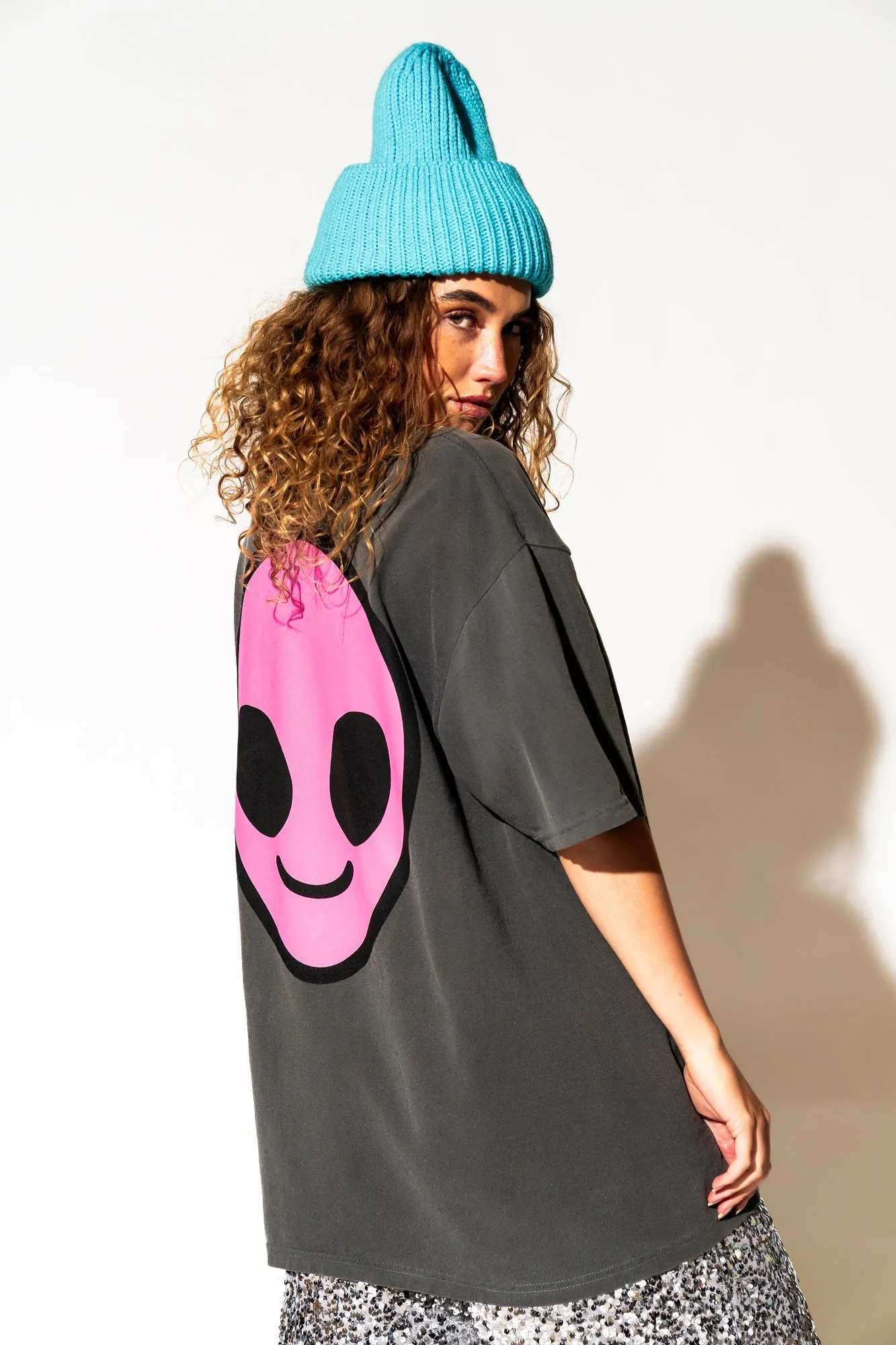 Weirdo Alien Tee in Charcoal   Pink
